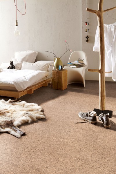 Peter Deterink realiseert o.a. vloeren met laminaat, vinyl, tapijt of pvc.